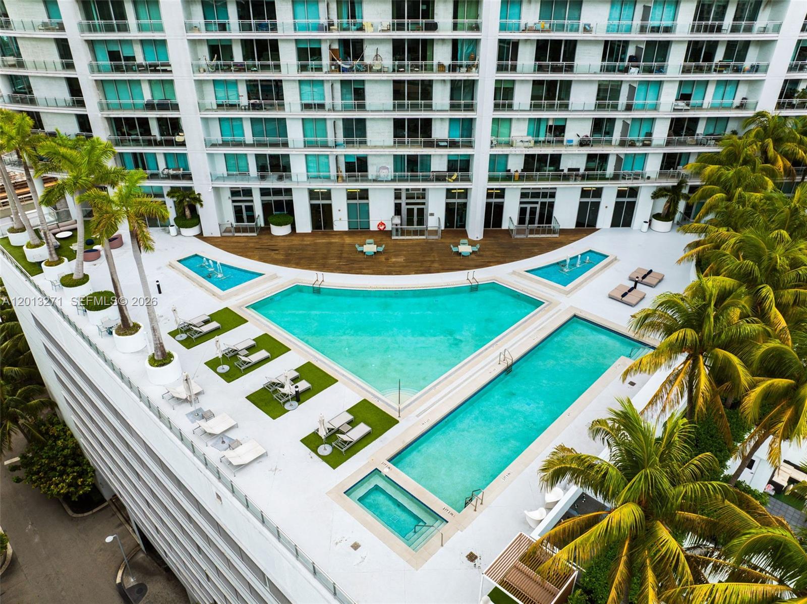 IVY CONDO - Residential