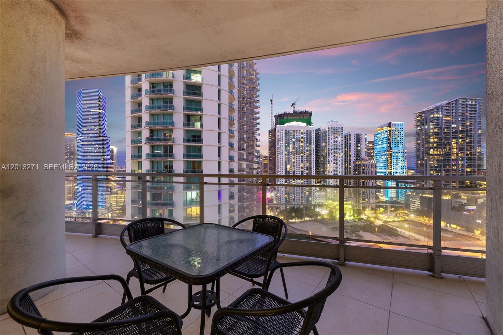 IVY CONDO - Residential