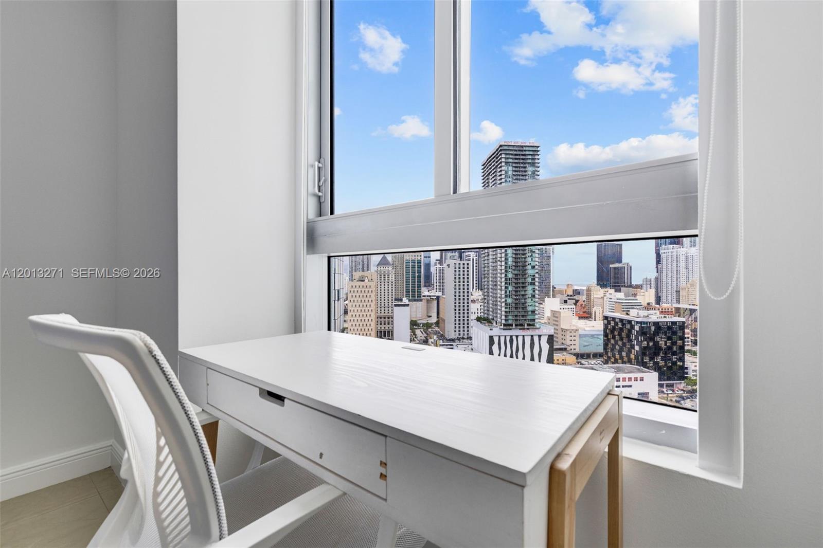 IVY CONDO - Residential