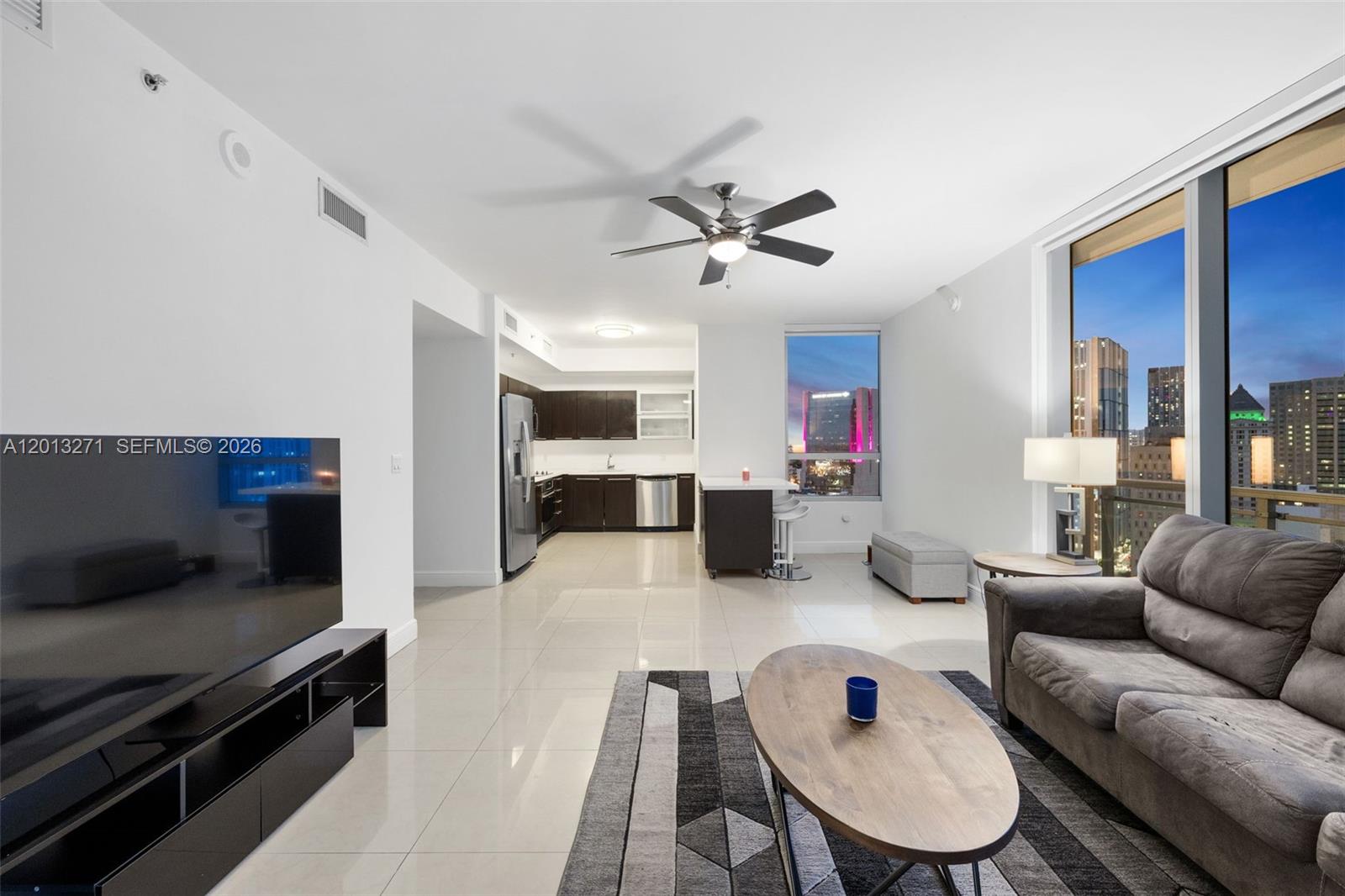 IVY CONDO - Residential
