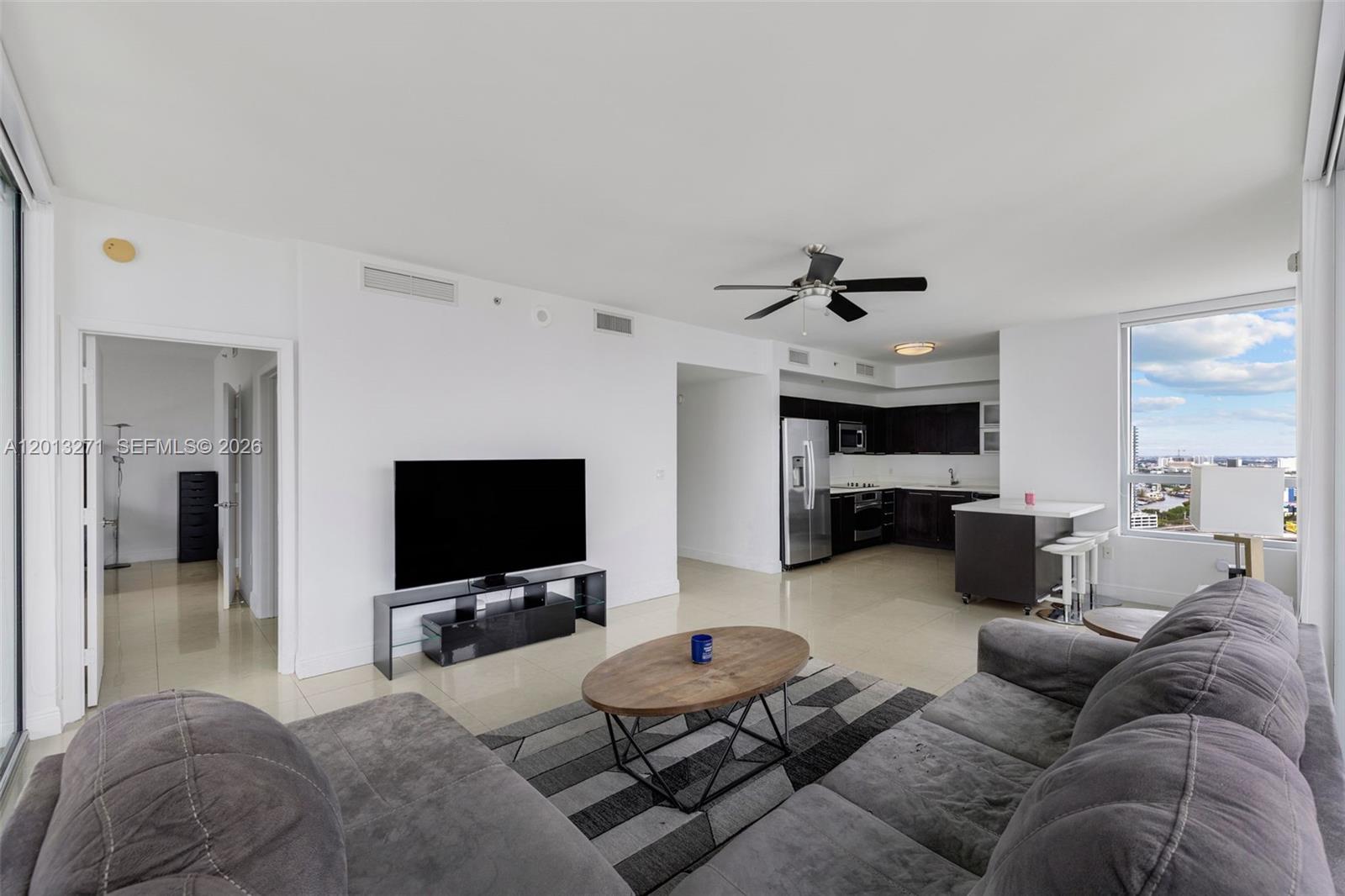 IVY CONDO - Residential
