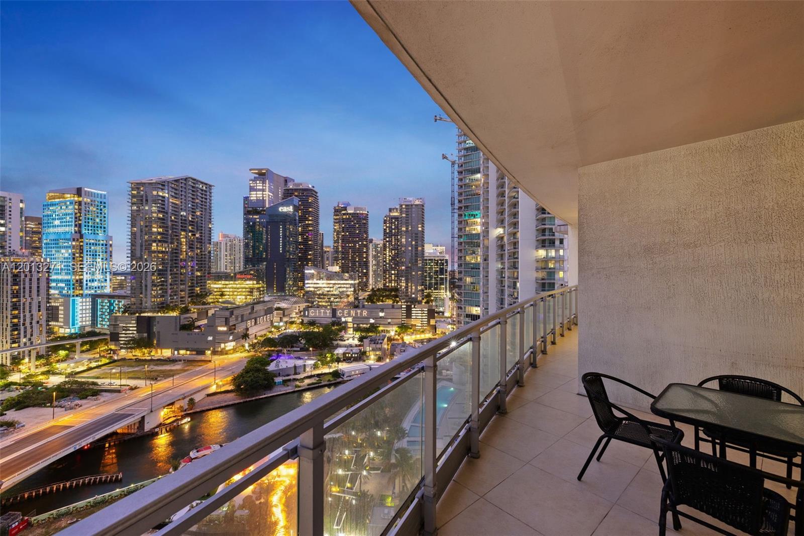 IVY CONDO - Residential