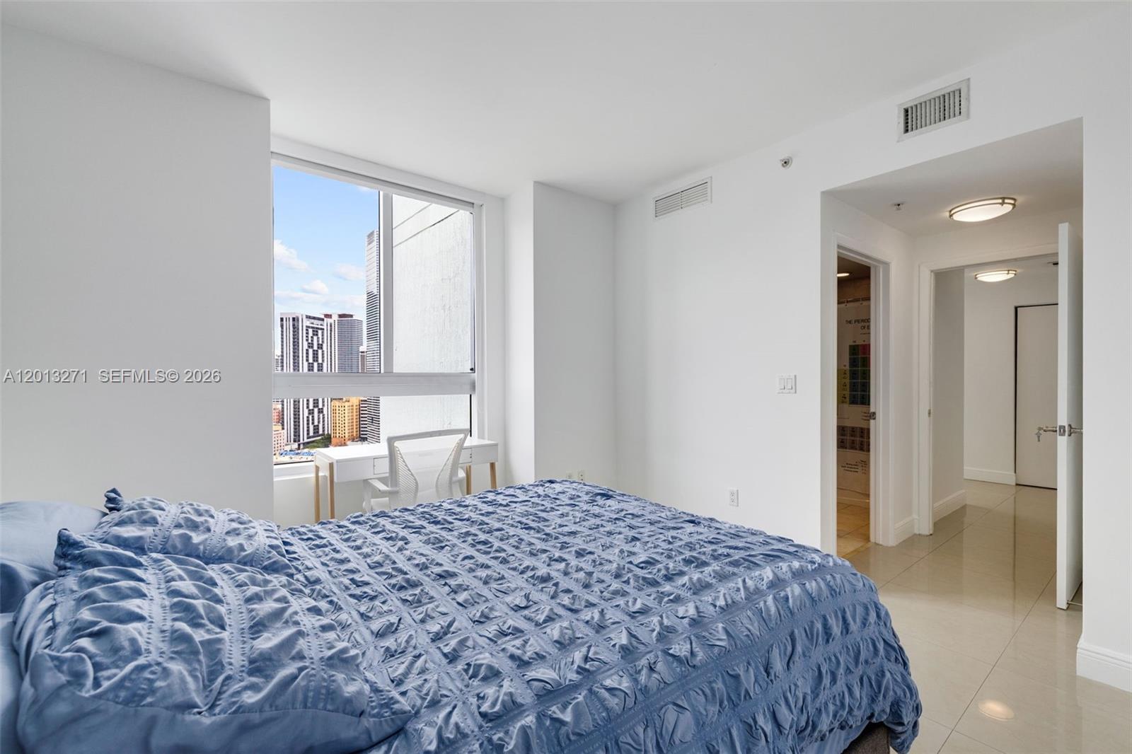 IVY CONDO - Residential