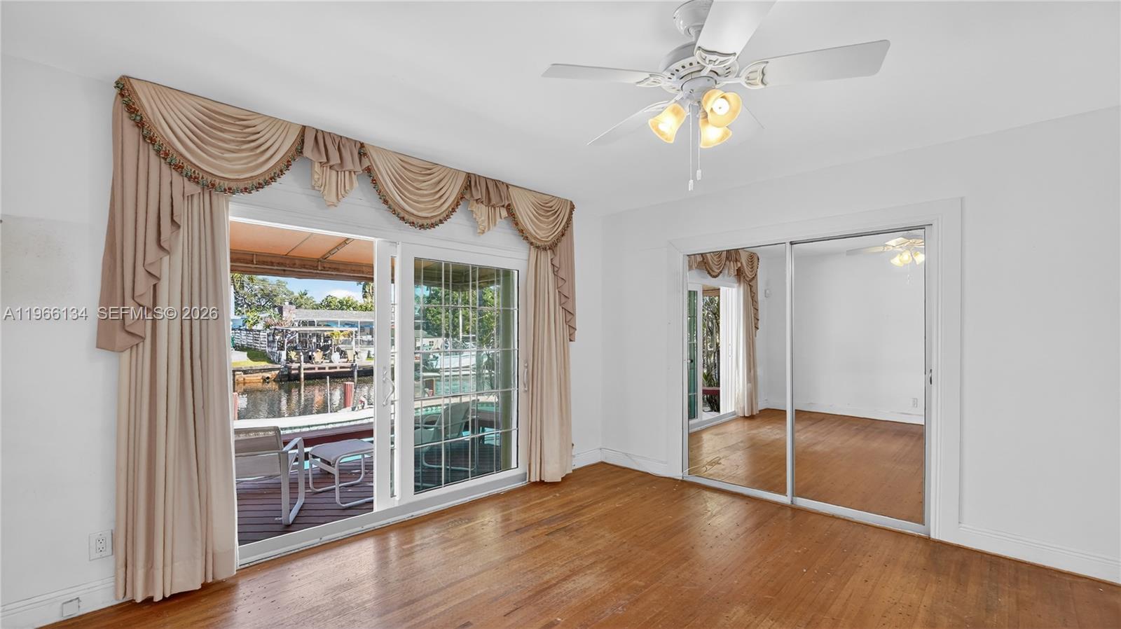 SUNSET ISLES SEC 1 - Residential