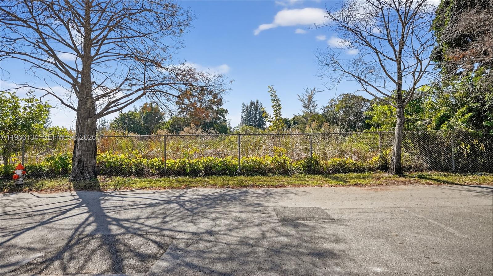 SUNSET ISLES SEC 1 - Residential