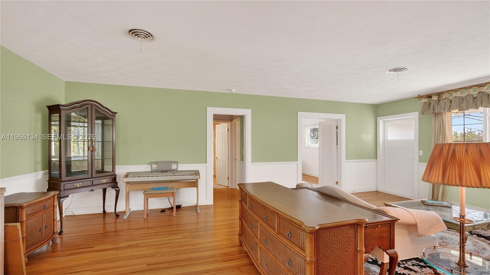 SUNSET ISLES SEC 1 - Residential