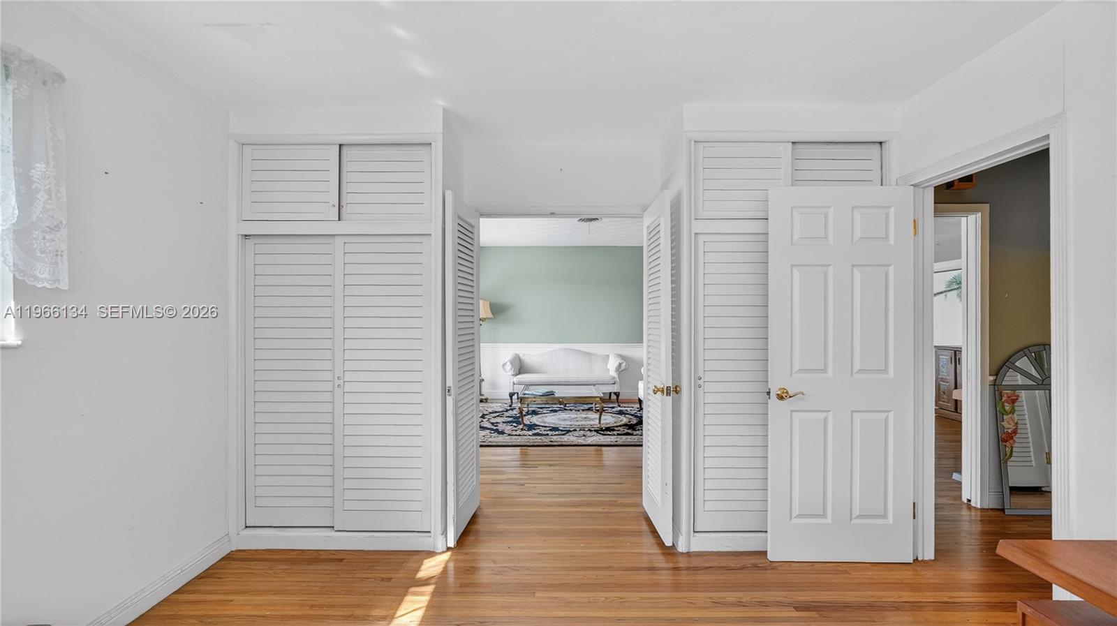 SUNSET ISLES SEC 1 - Residential