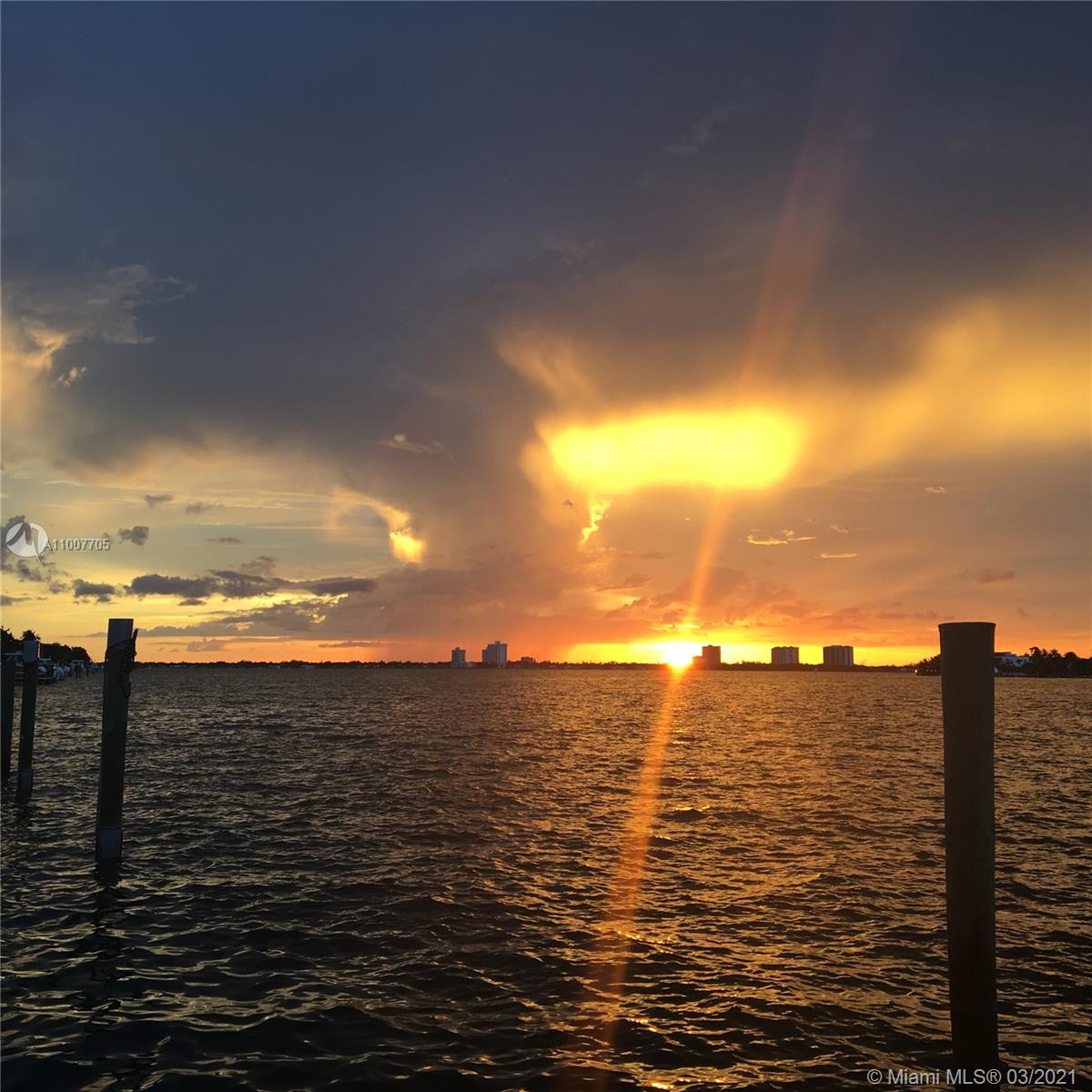 BISCAYNE POINT - Residential