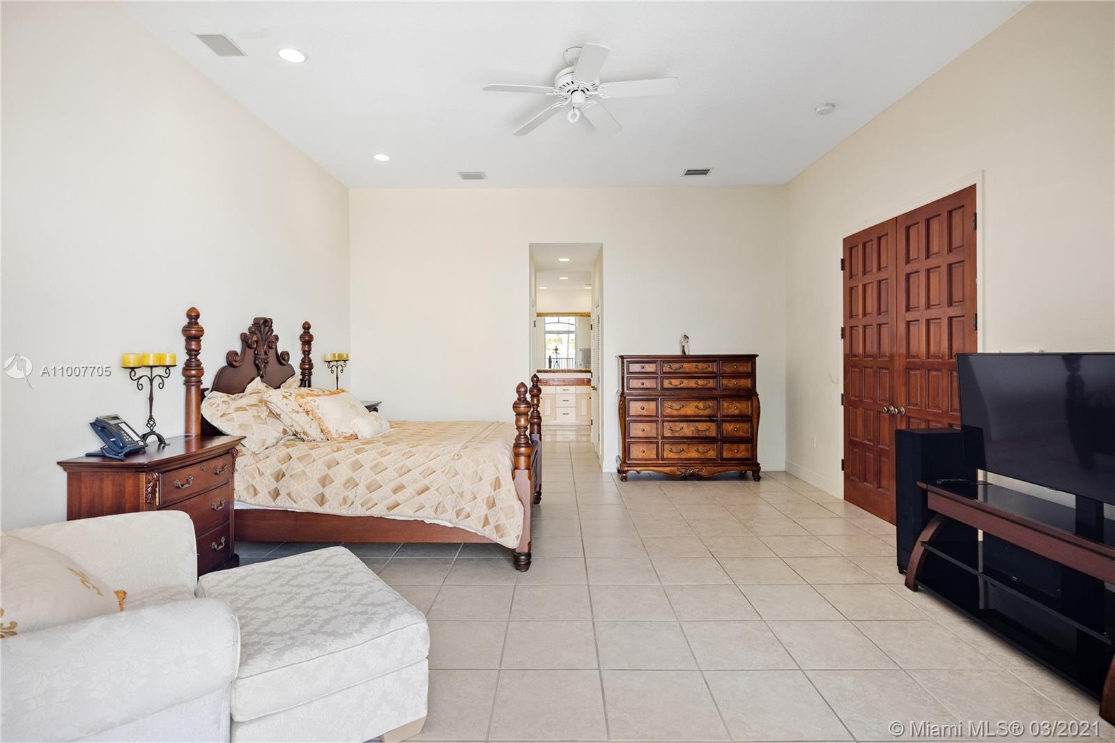 BISCAYNE POINT - Residential