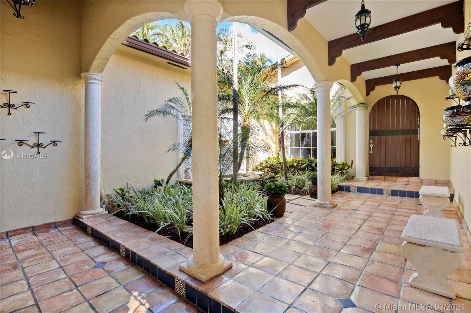 BISCAYNE POINT - Residential