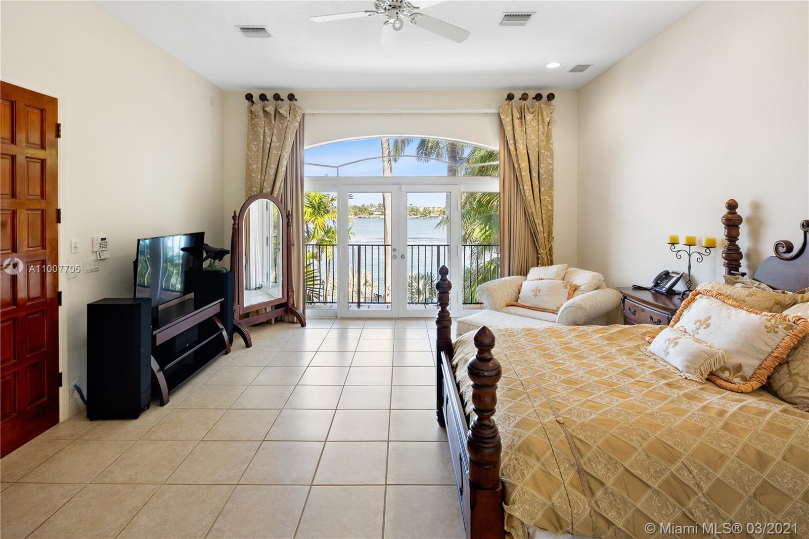 BISCAYNE POINT - Residential