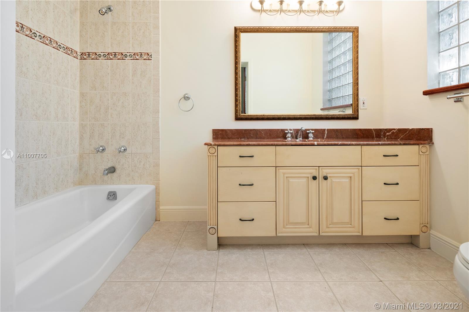 BISCAYNE POINT - Residential