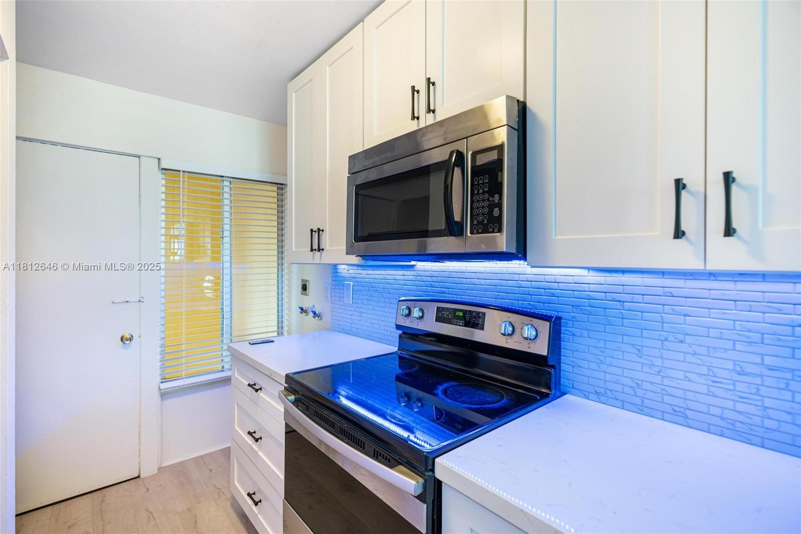 Rental Property at 9210 Fontainebleau Blvd 505, Miami, Broward County, Florida - Bedrooms: 2 
Bathrooms: 3.5  - $2,500 MO.