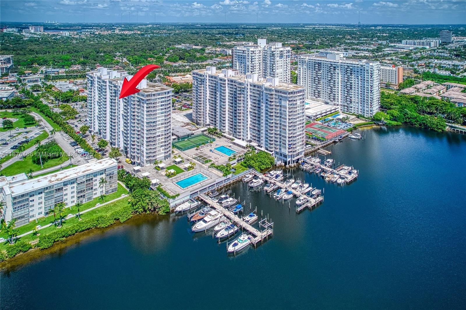 DEL PRADO MARINA - Residential