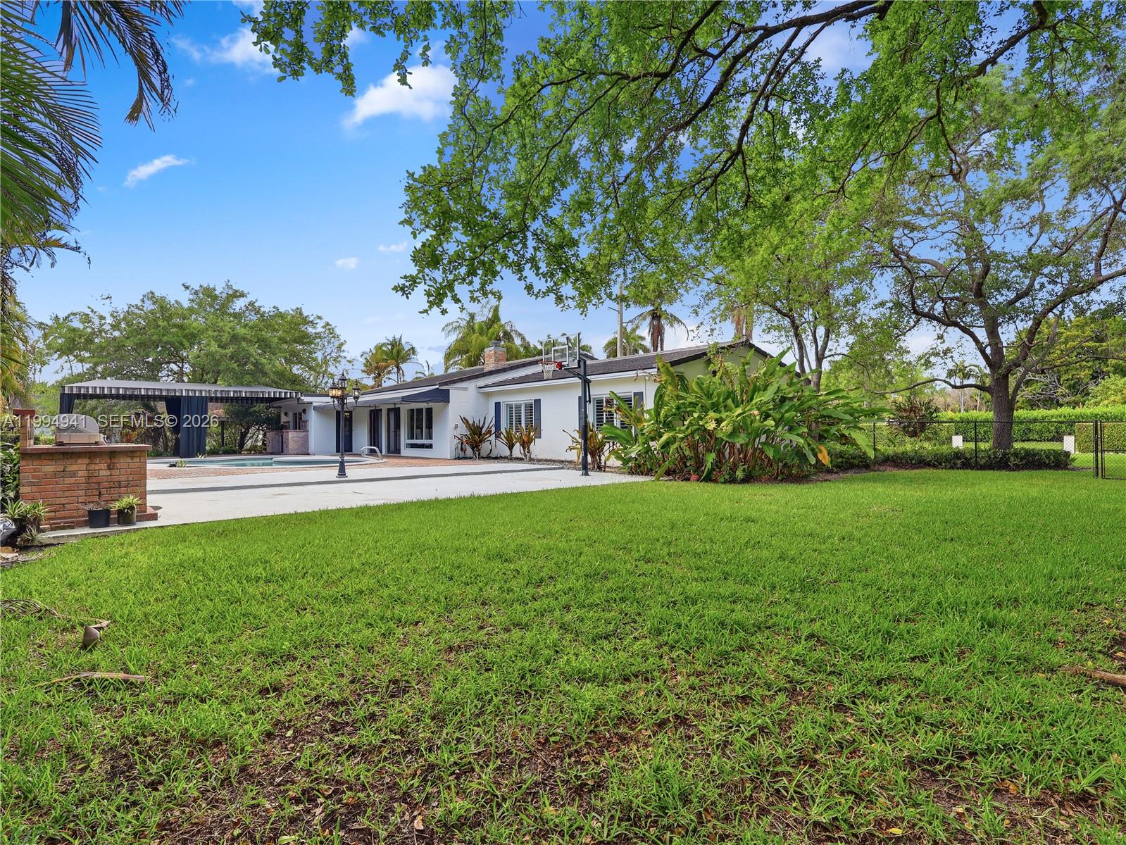SUNSET VIEW - Residential
