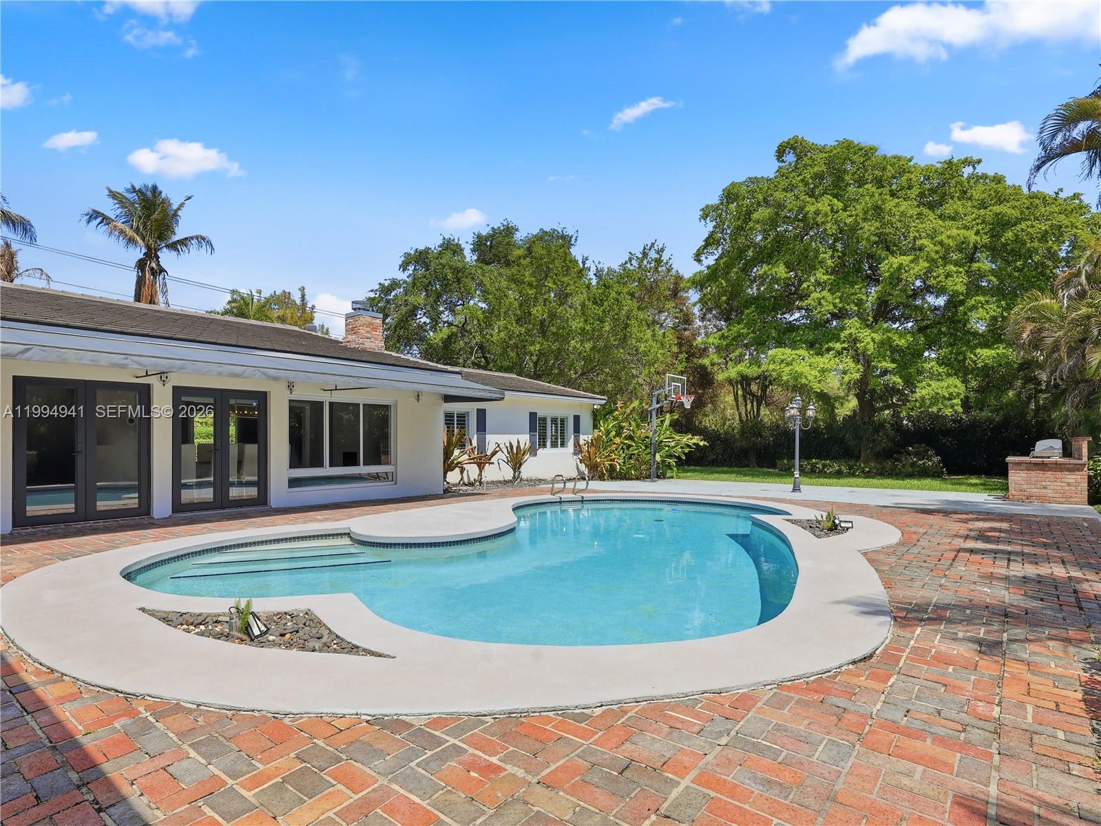 SUNSET VIEW - Residential