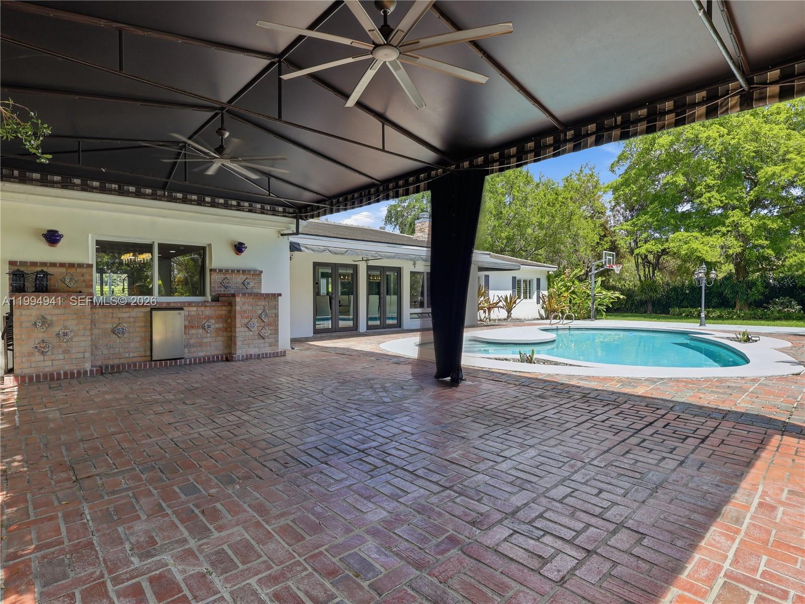 SUNSET VIEW - Residential