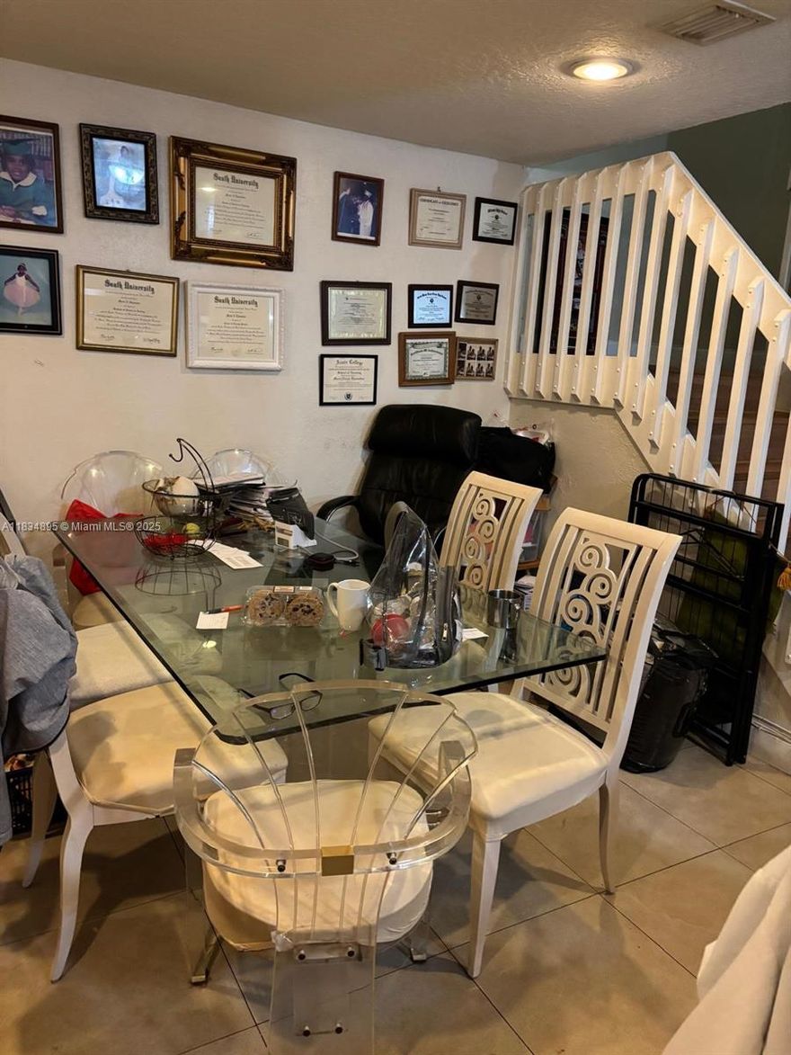 Spacious 3-bed, 2-bath townhome in a peaceful, well-maintained community with scenic lake views.
 The open kitchen offers a breakfast bar and overlooks the living area, perfect for entertaining. Large windows fill the home with natural light, Enjoy relaxing lake views from your backyard