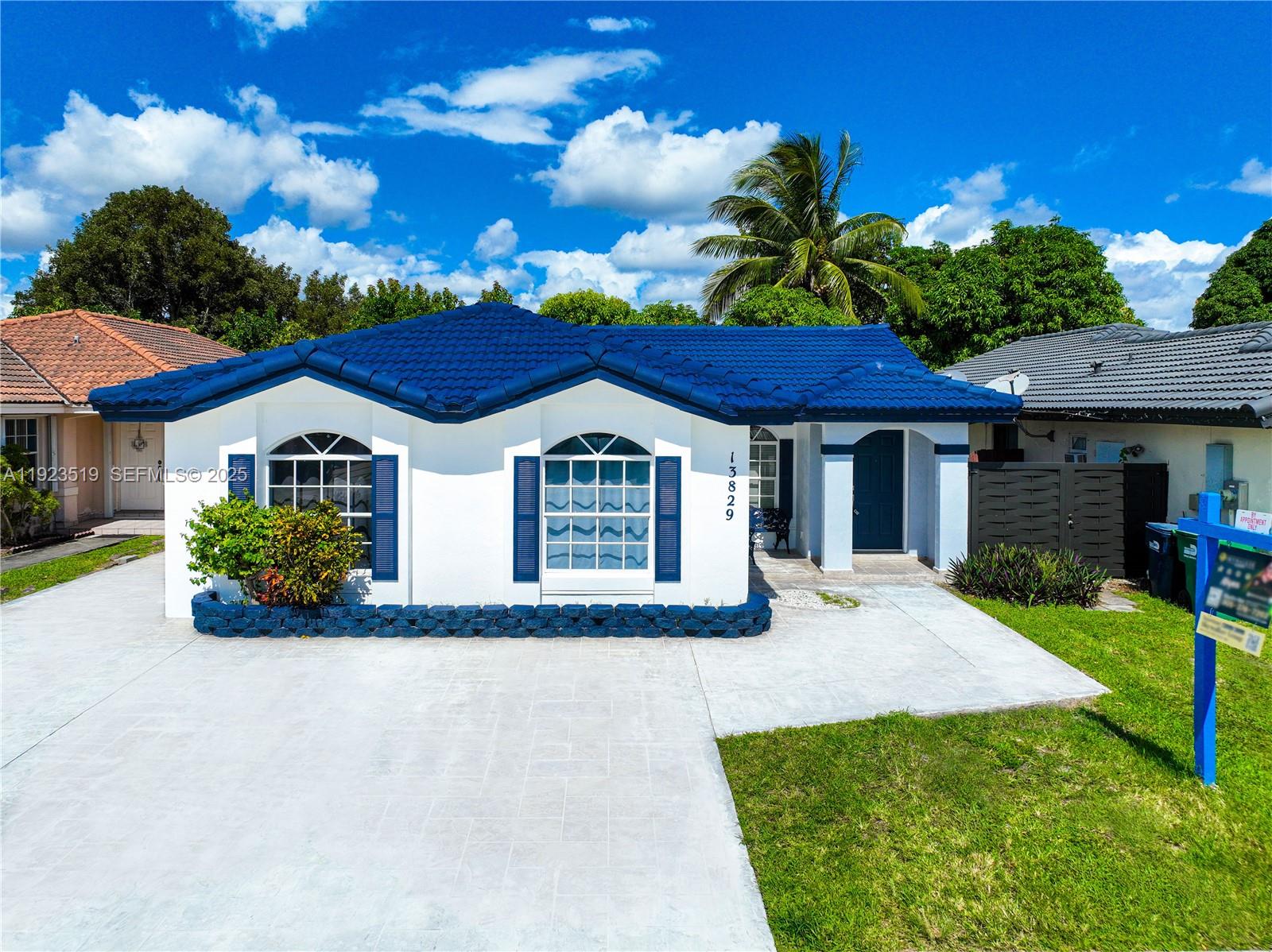 P A AT CORAL REEF - Residential