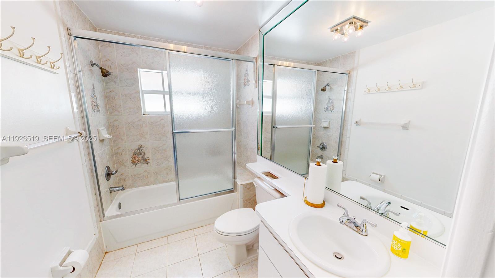 P A AT CORAL REEF - Residential