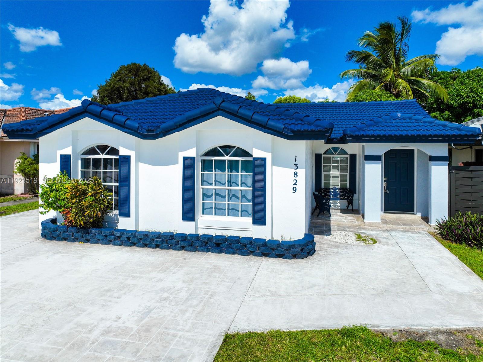 P A AT CORAL REEF - Residential