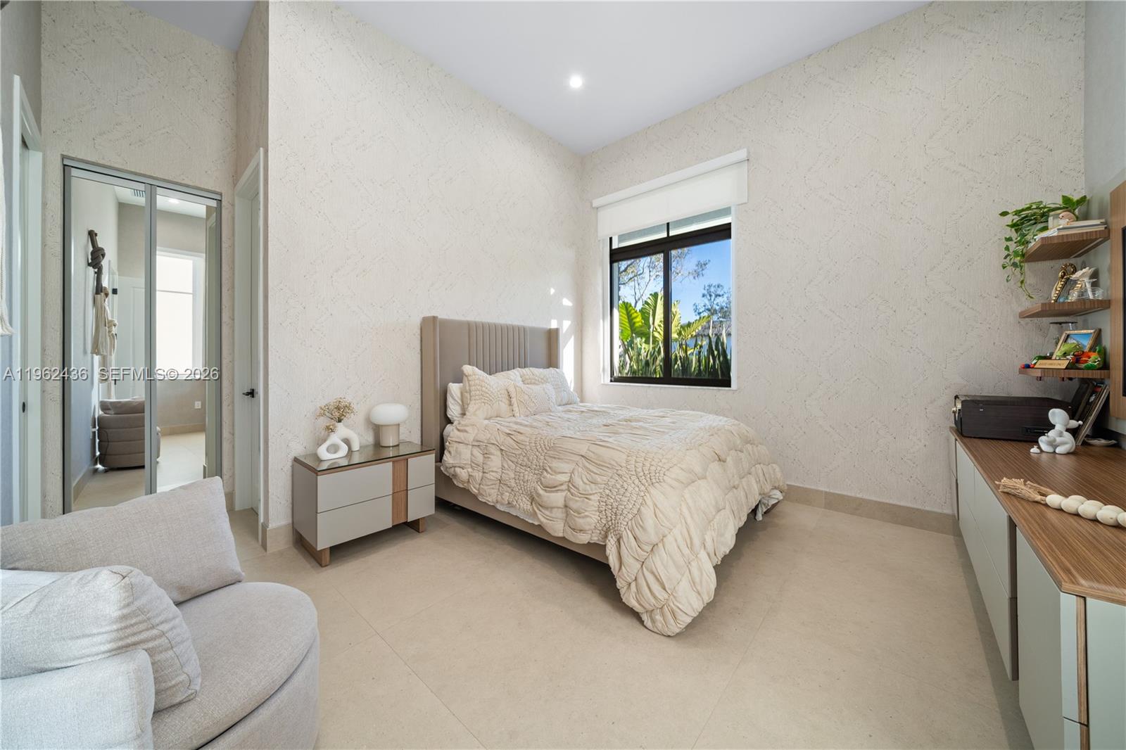 ESTATES AT SUNSET - Residential