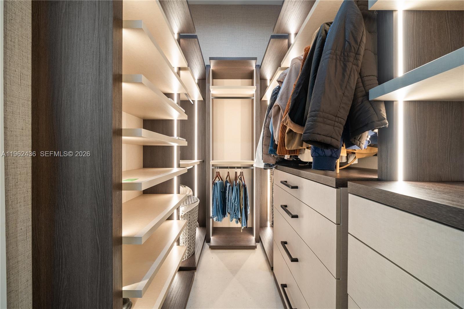 ESTATES AT SUNSET - Residential