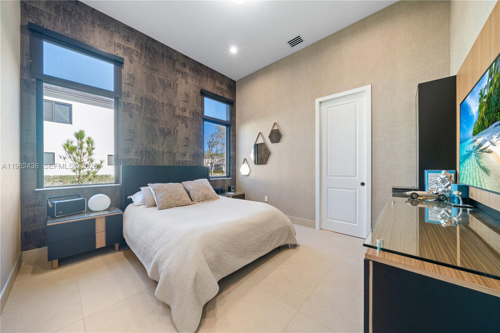 ESTATES AT SUNSET - Residential