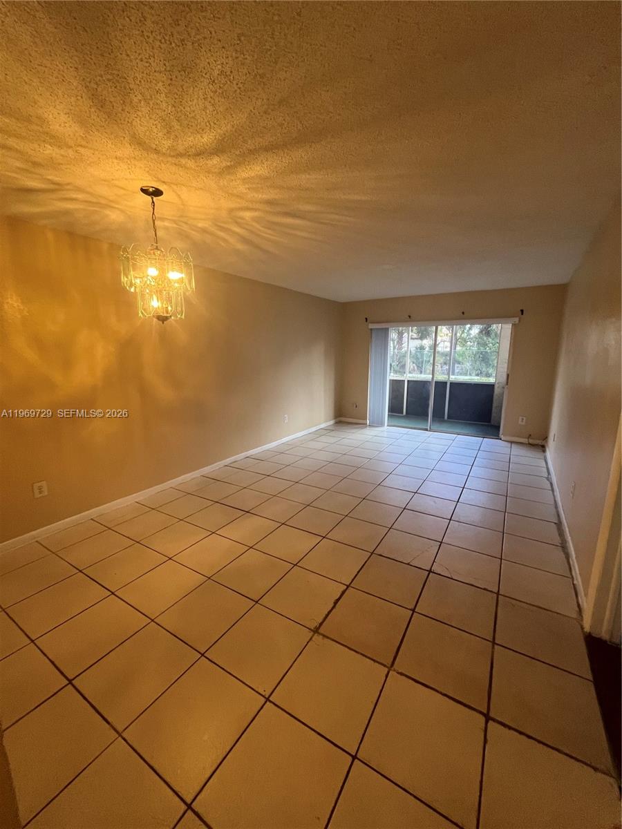 BROOKFIELD SQUARE CONDO - Residential Lease