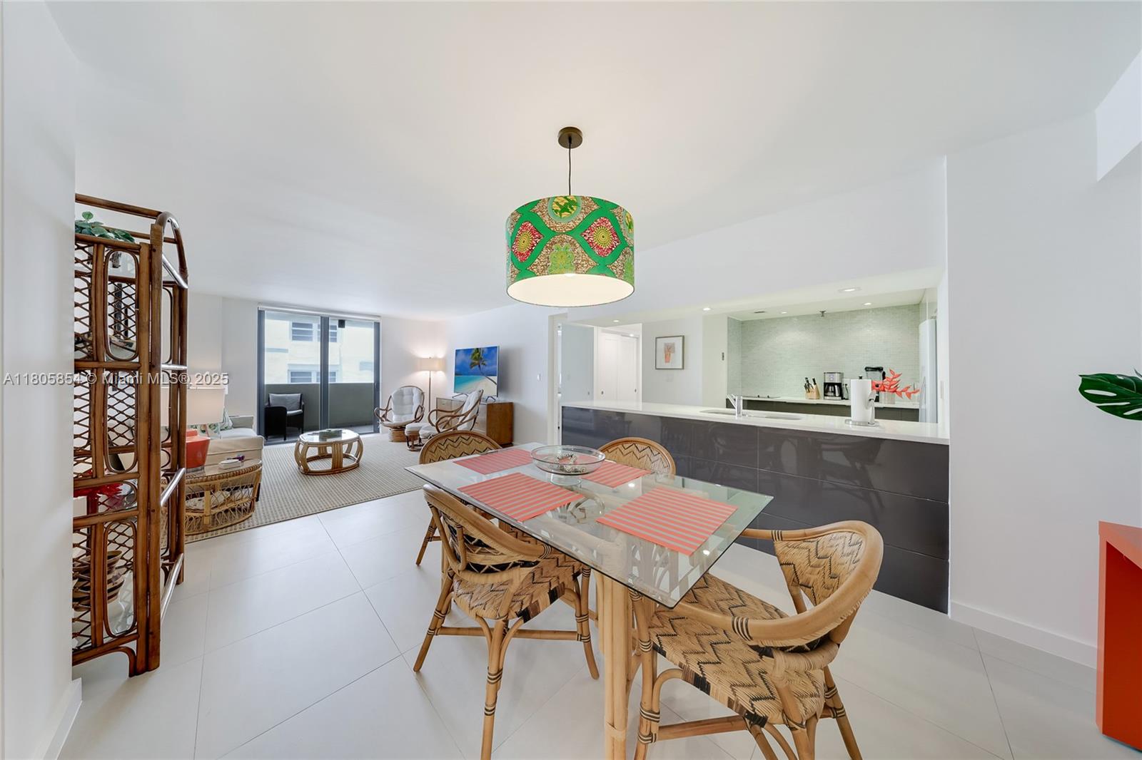 Rental Property at 1621 Collins Ave 807, Miami Beach, Miami-Dade County, Florida - Bedrooms: 2 
Bathrooms: 2  - $4,500 MO.