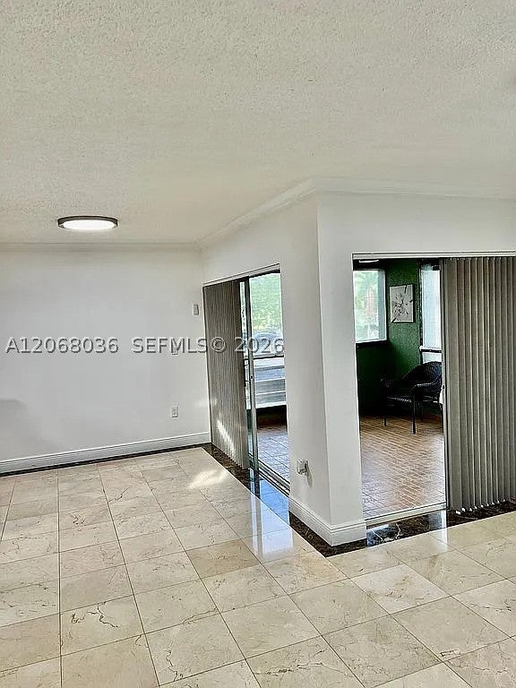 11183 NW 7th St 204-20
