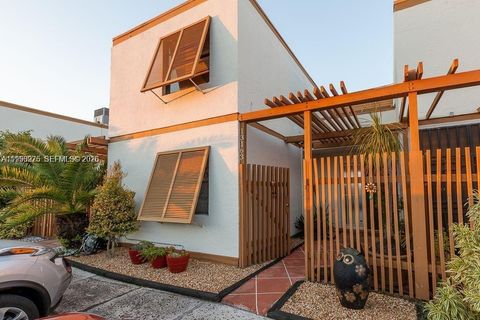 13163 SW 15th Ln 13163 Miami FL 33184