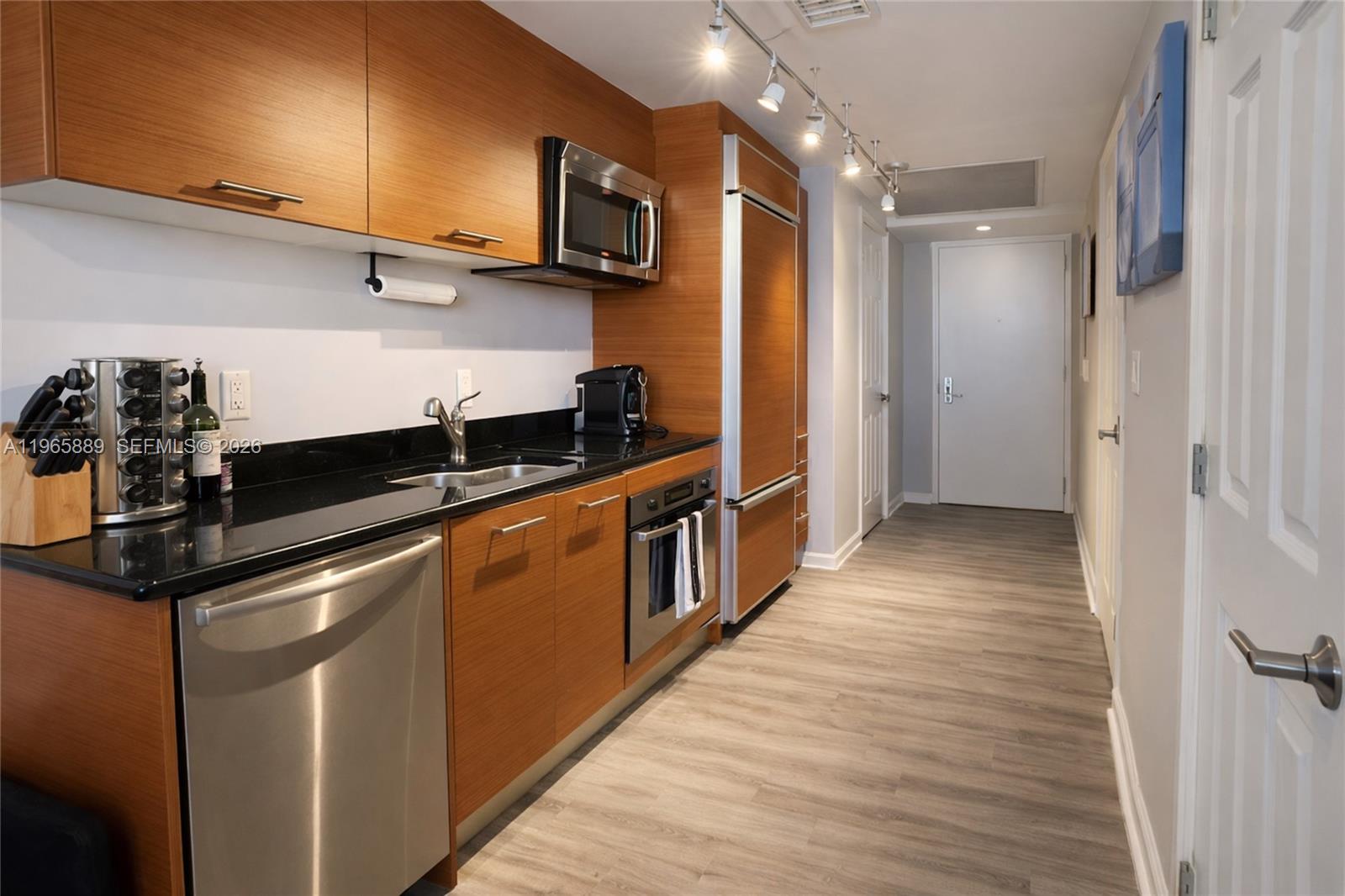 50 Biscayne Blvd 4209