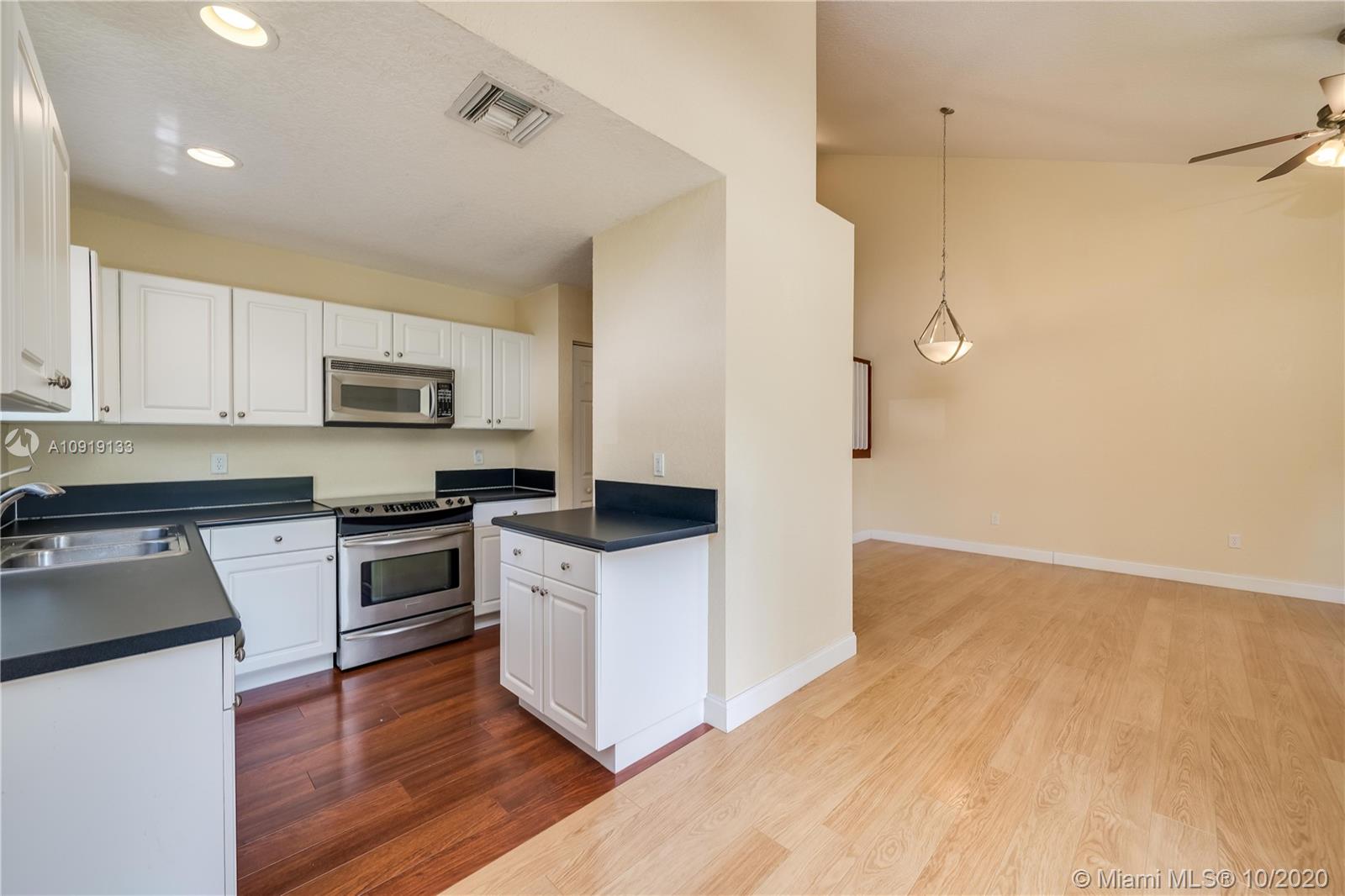 SUNSET PLAZA - Residential Lease