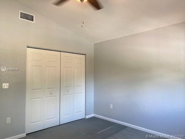 SUNSET PLAZA - Residential Lease