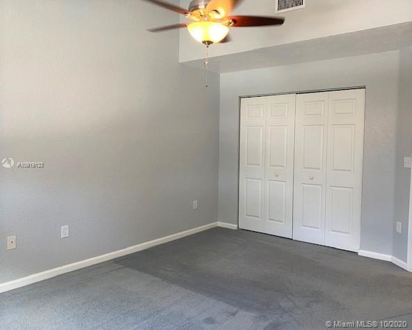 SUNSET PLAZA - Residential Lease