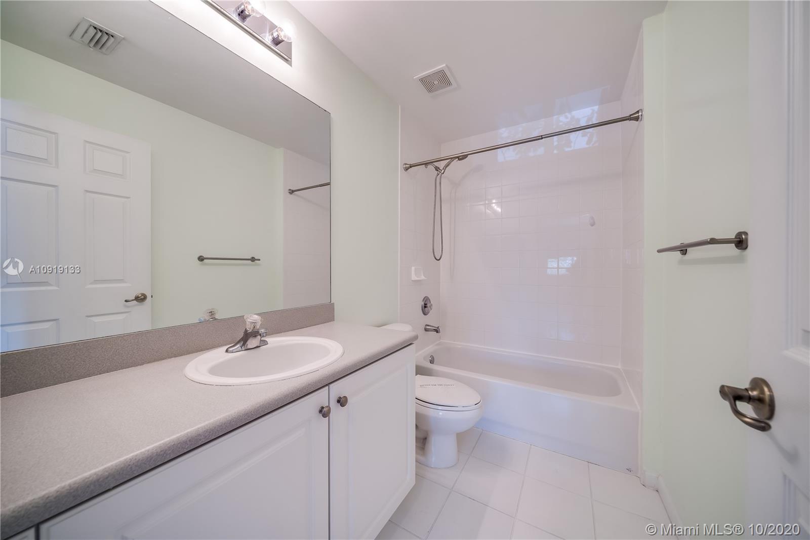 SUNSET PLAZA - Residential Lease