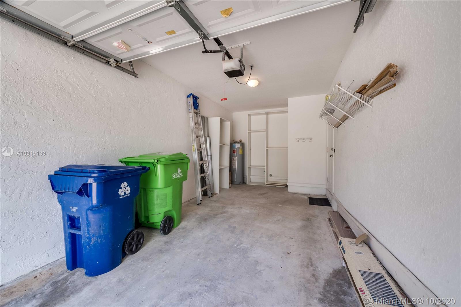 SUNSET PLAZA - Residential Lease