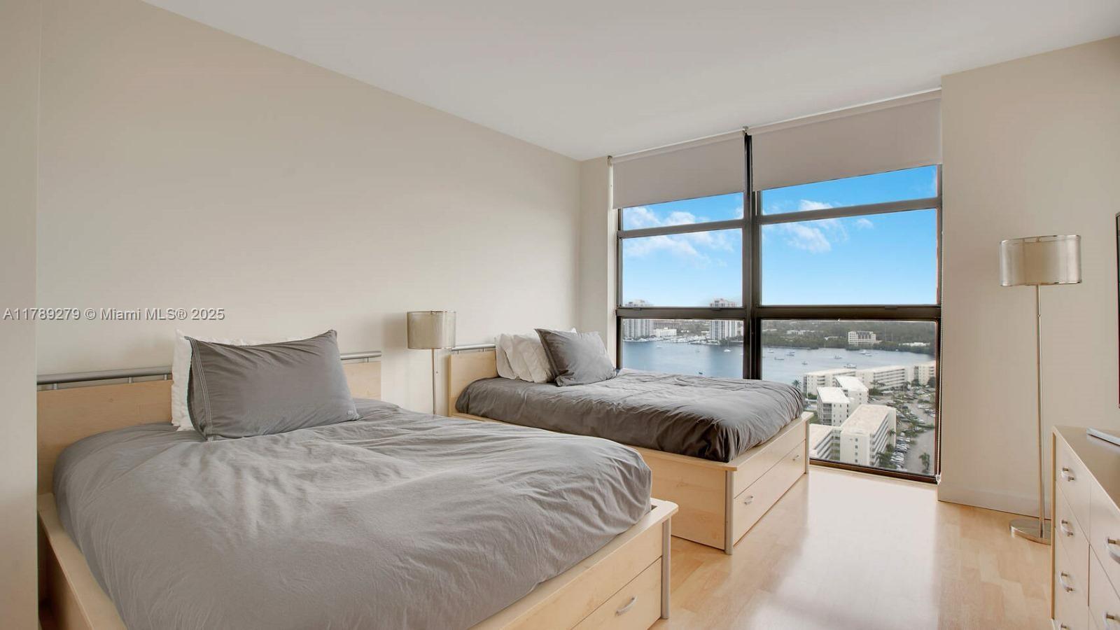 1000 ISL BLVD WILLIAMS IS - Residential Lease