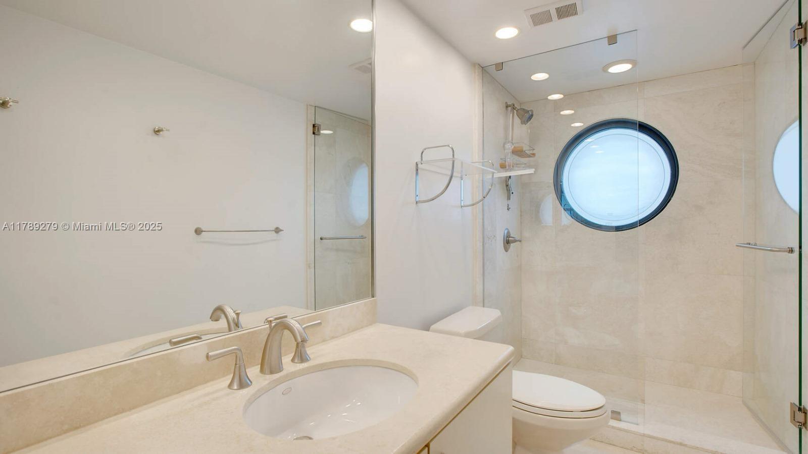 1000 ISL BLVD WILLIAMS IS - Residential Lease