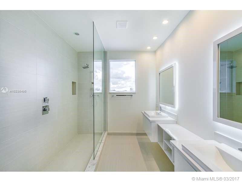 LANDMARK AT DORAL - Residential Lease