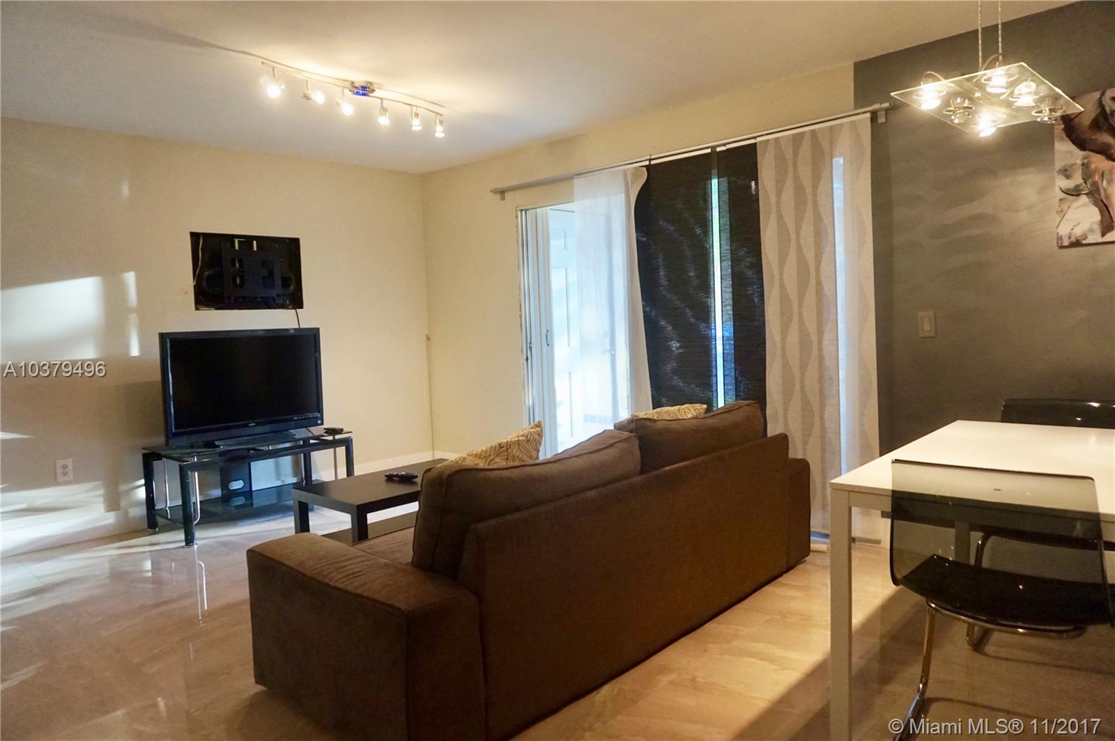 CHATEAU DE VILLE CONDO - Residential