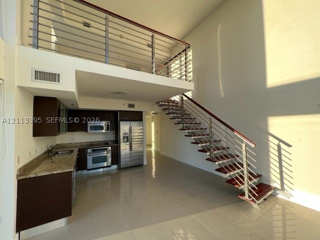 41 SE 5th St 1101
