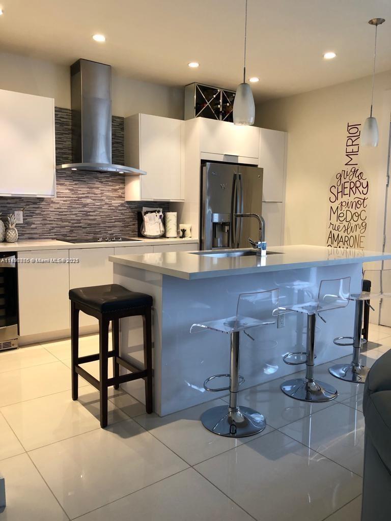 LANDMARK AT DORAL - Residential Lease