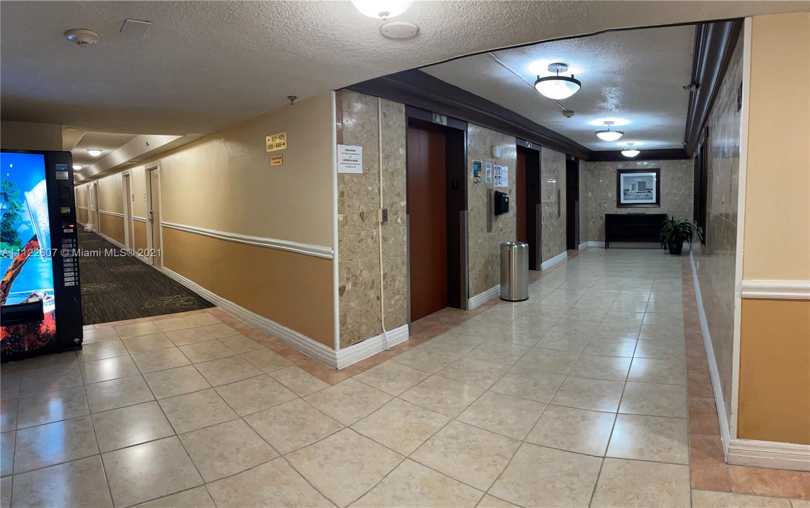 THE AVENTURA BEACH CLUB C - Residential