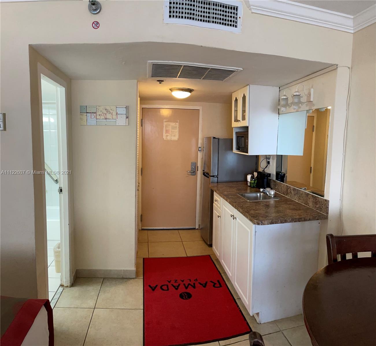 THE AVENTURA BEACH CLUB C - Residential