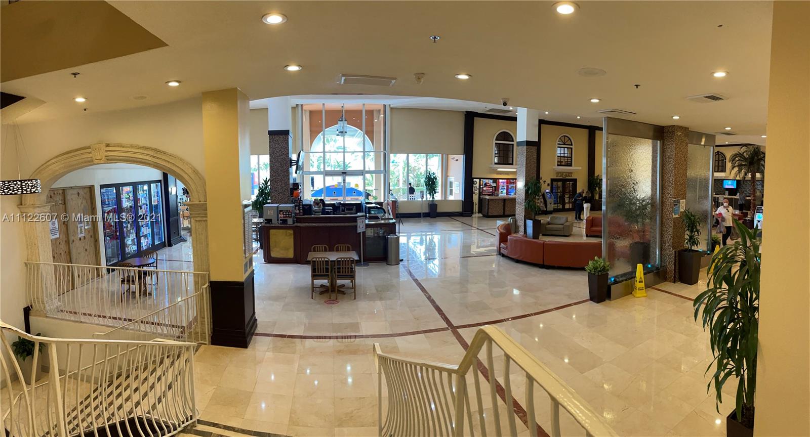 THE AVENTURA BEACH CLUB C - Residential