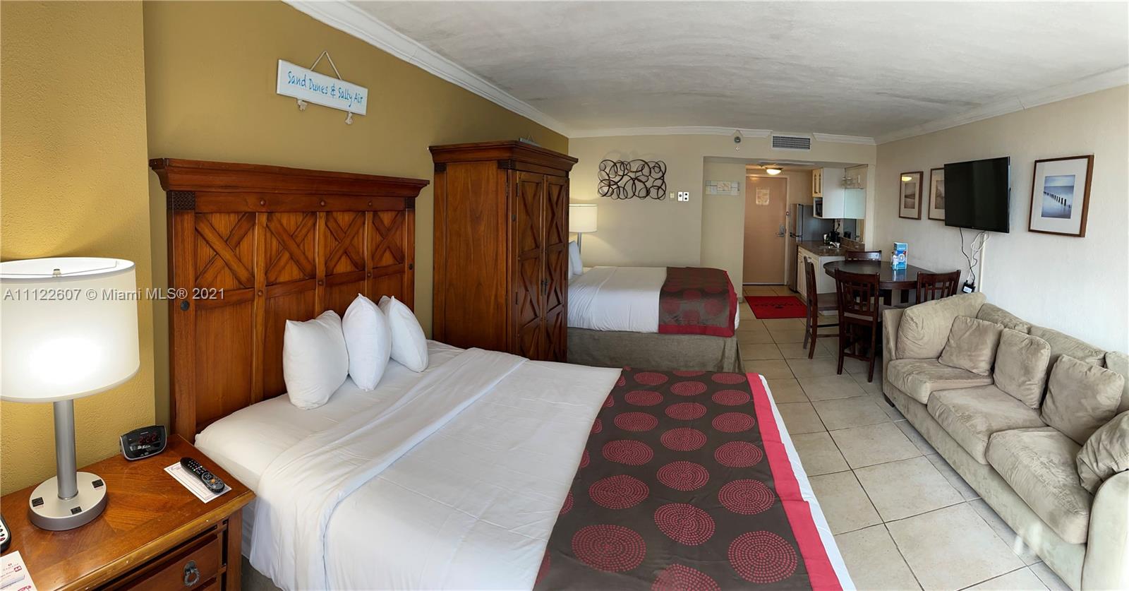 THE AVENTURA BEACH CLUB C - Residential