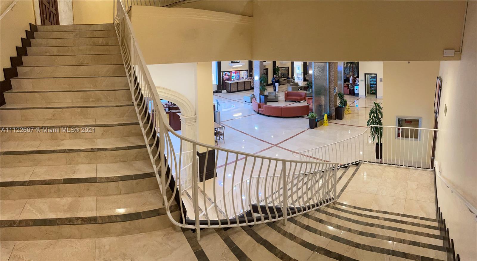 THE AVENTURA BEACH CLUB C - Residential