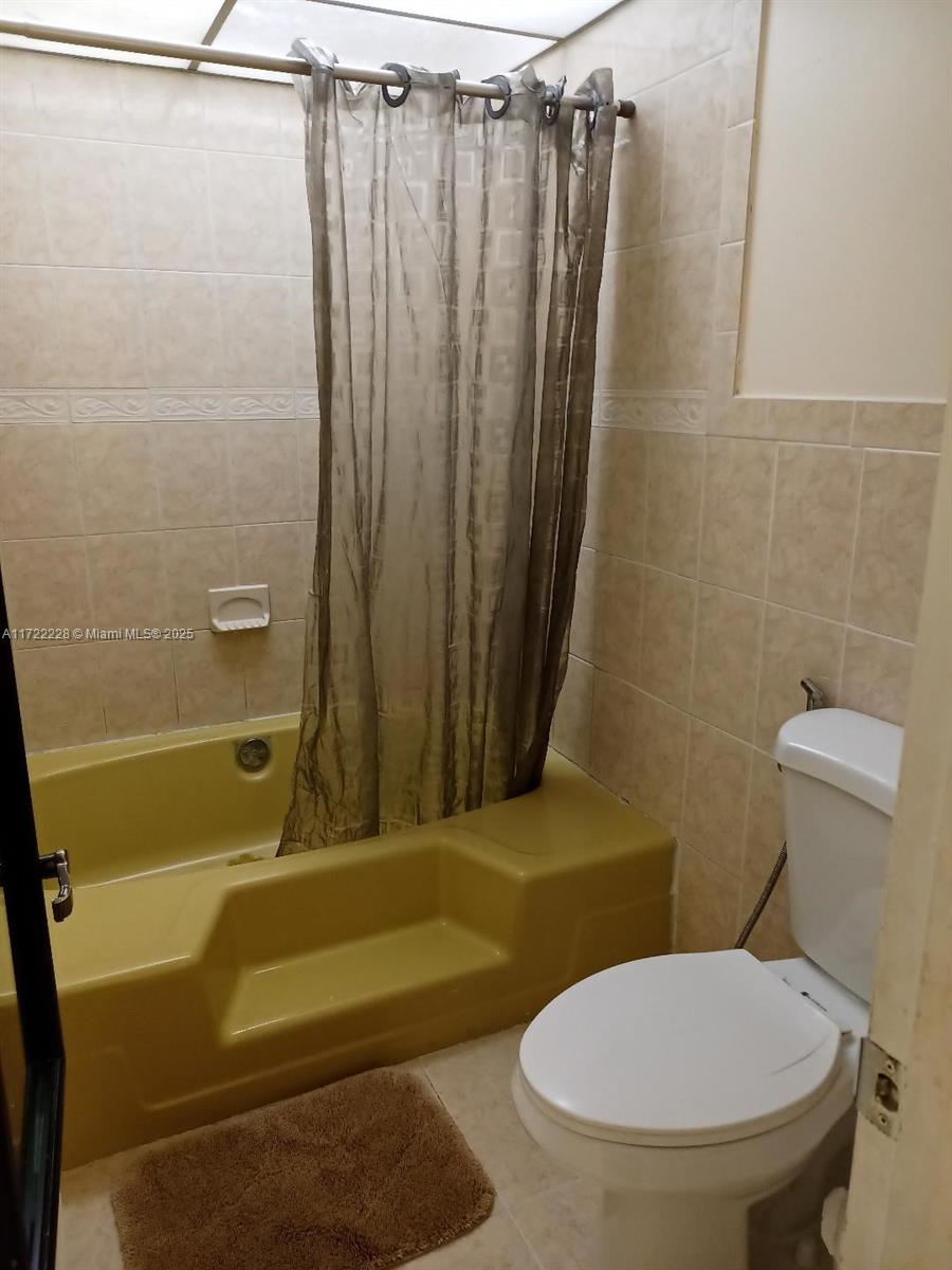 WESTLAND EDEN CONDO II - Residential